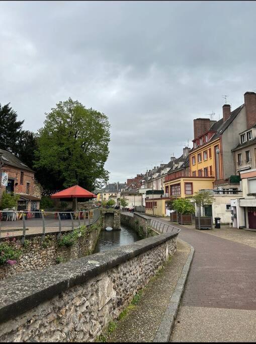 Apt Evreux 900M De La Gare Buitenkant foto